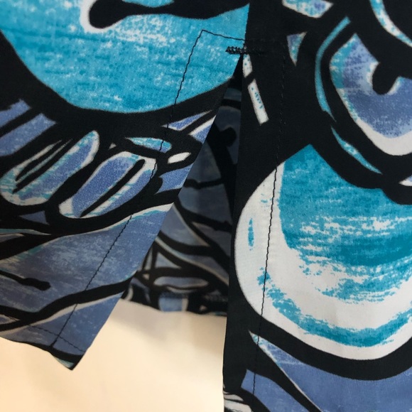 Floral Leaf Blouse - Picture 4 of 4